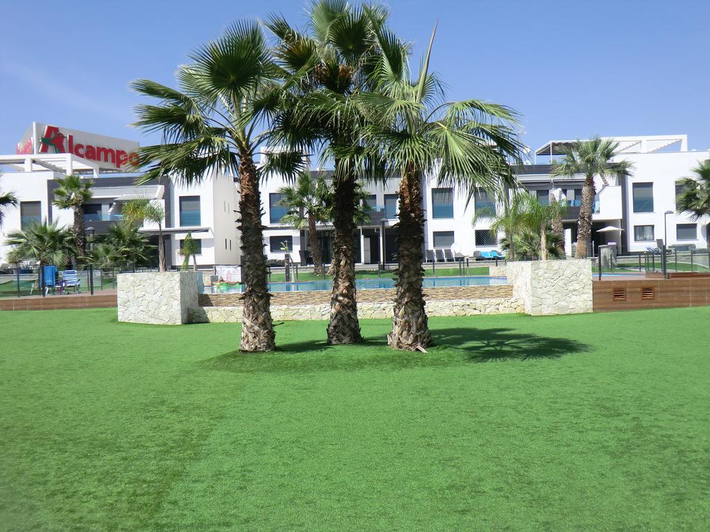 Casas Holiday - Oasis Beach Orihuela Exterior photo